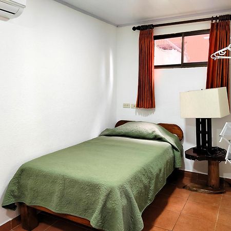 Hotel Los Ranchos Jacó Екстериор снимка