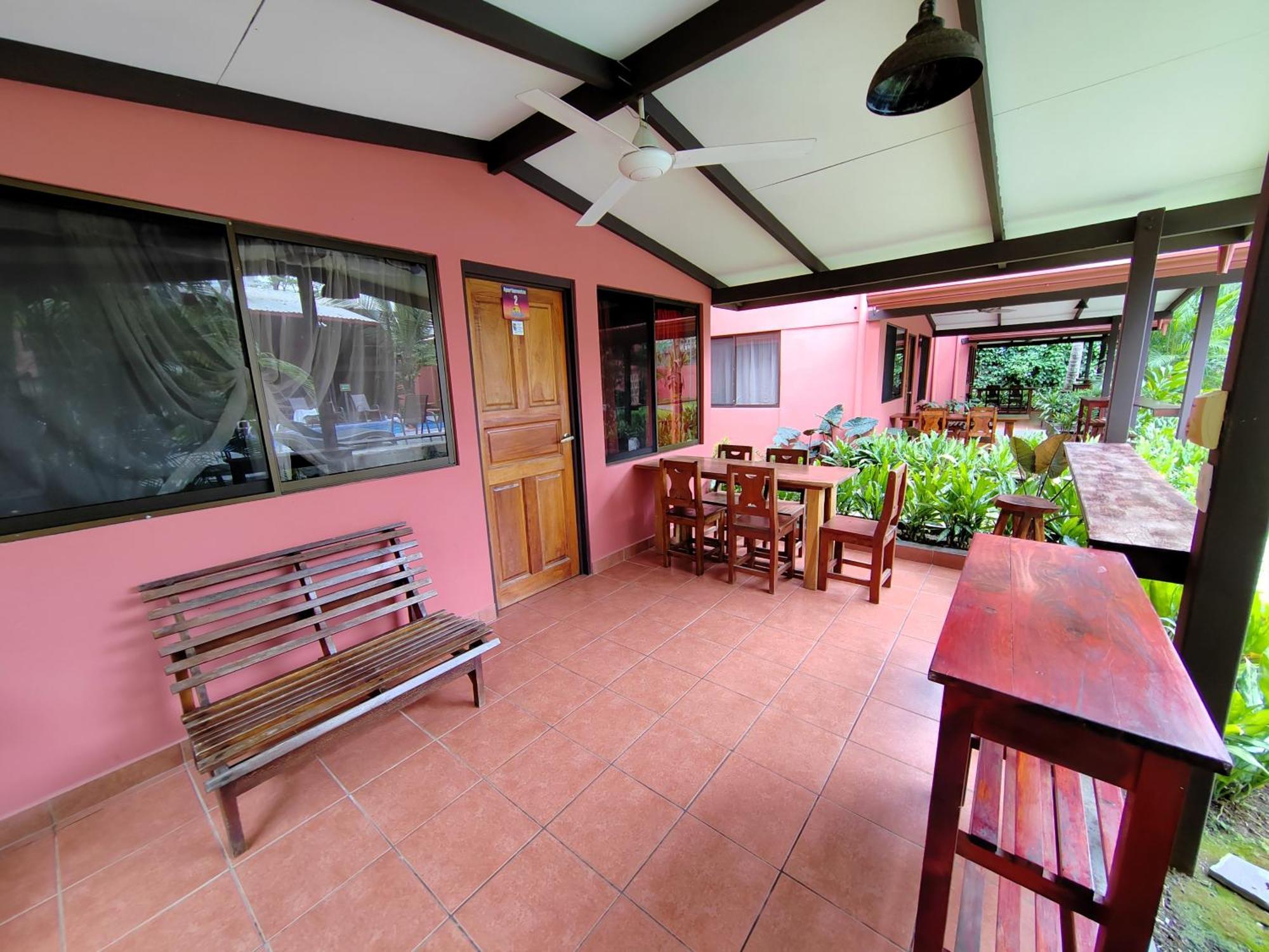 Hotel Los Ranchos Jacó Екстериор снимка