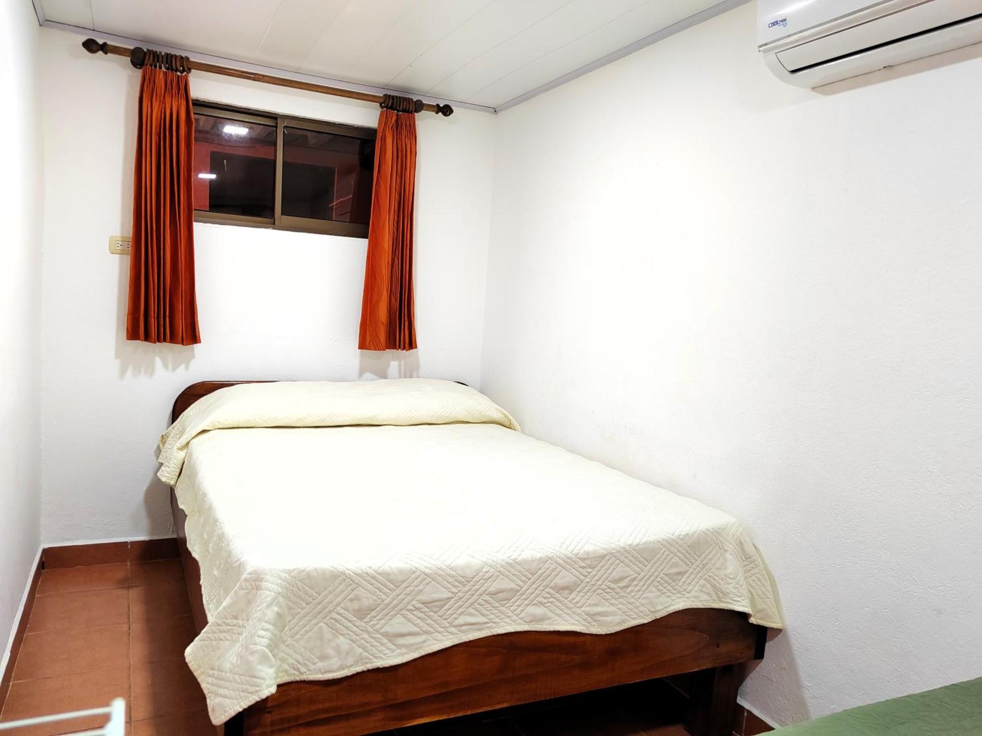 Hotel Los Ranchos Jacó Екстериор снимка