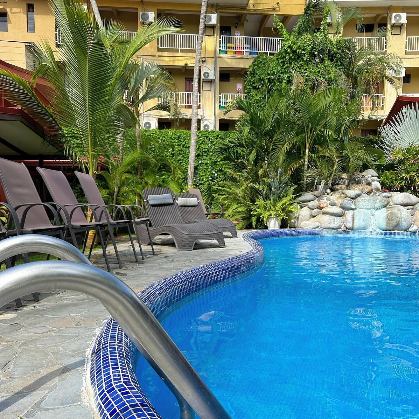 Hotel Los Ranchos Jacó Екстериор снимка