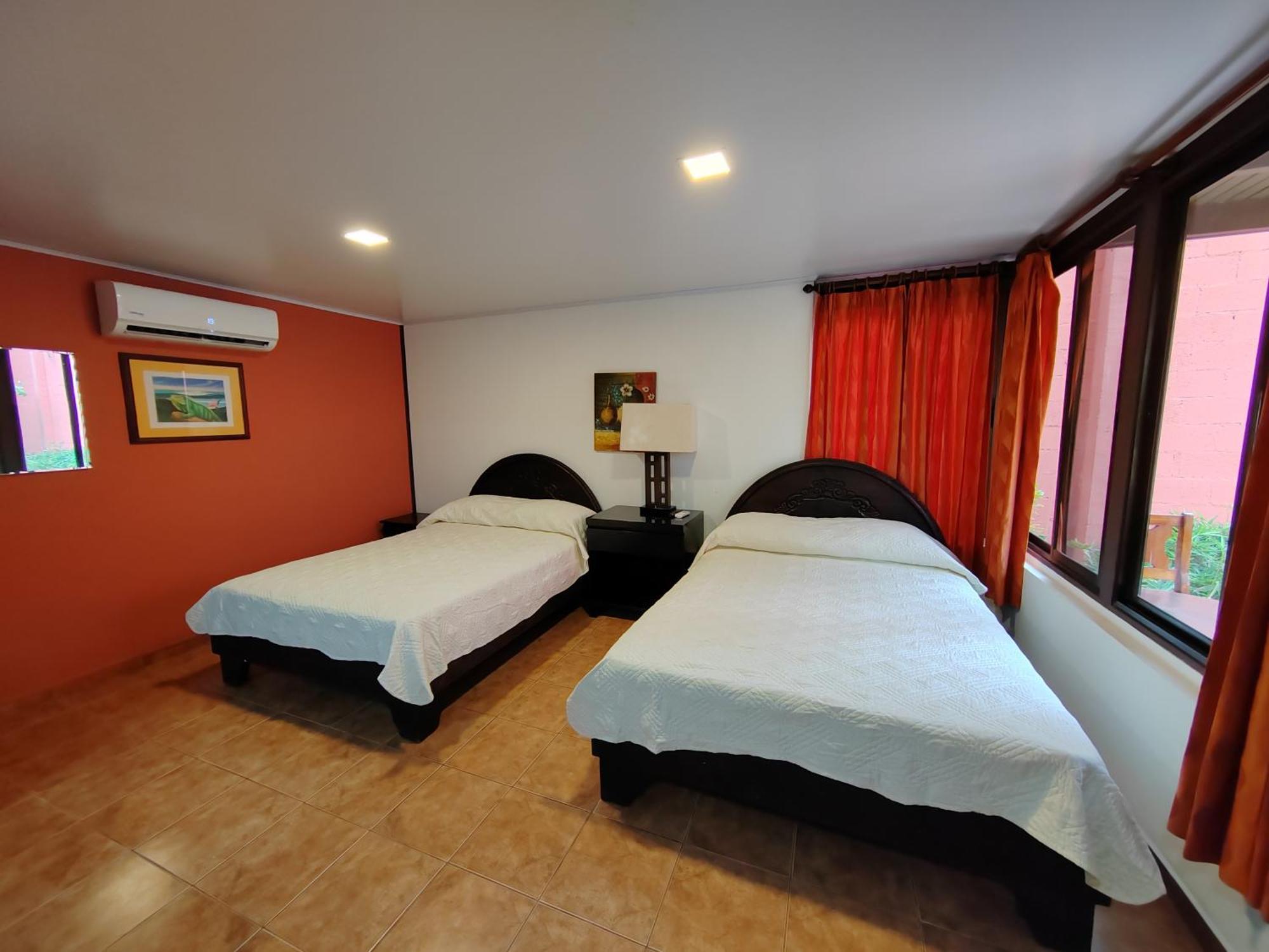 Hotel Los Ranchos Jacó Екстериор снимка