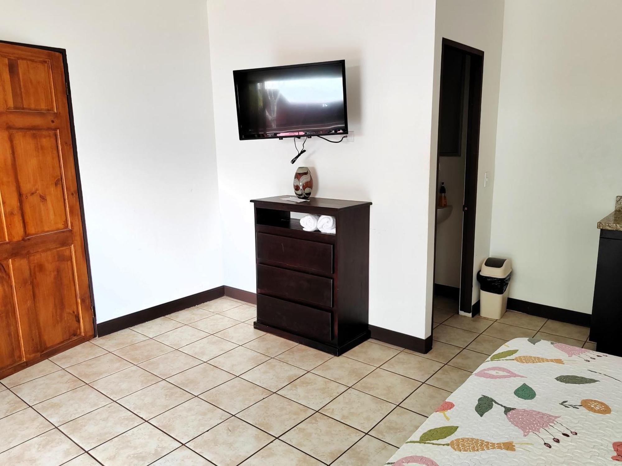 Hotel Los Ranchos Jacó Екстериор снимка