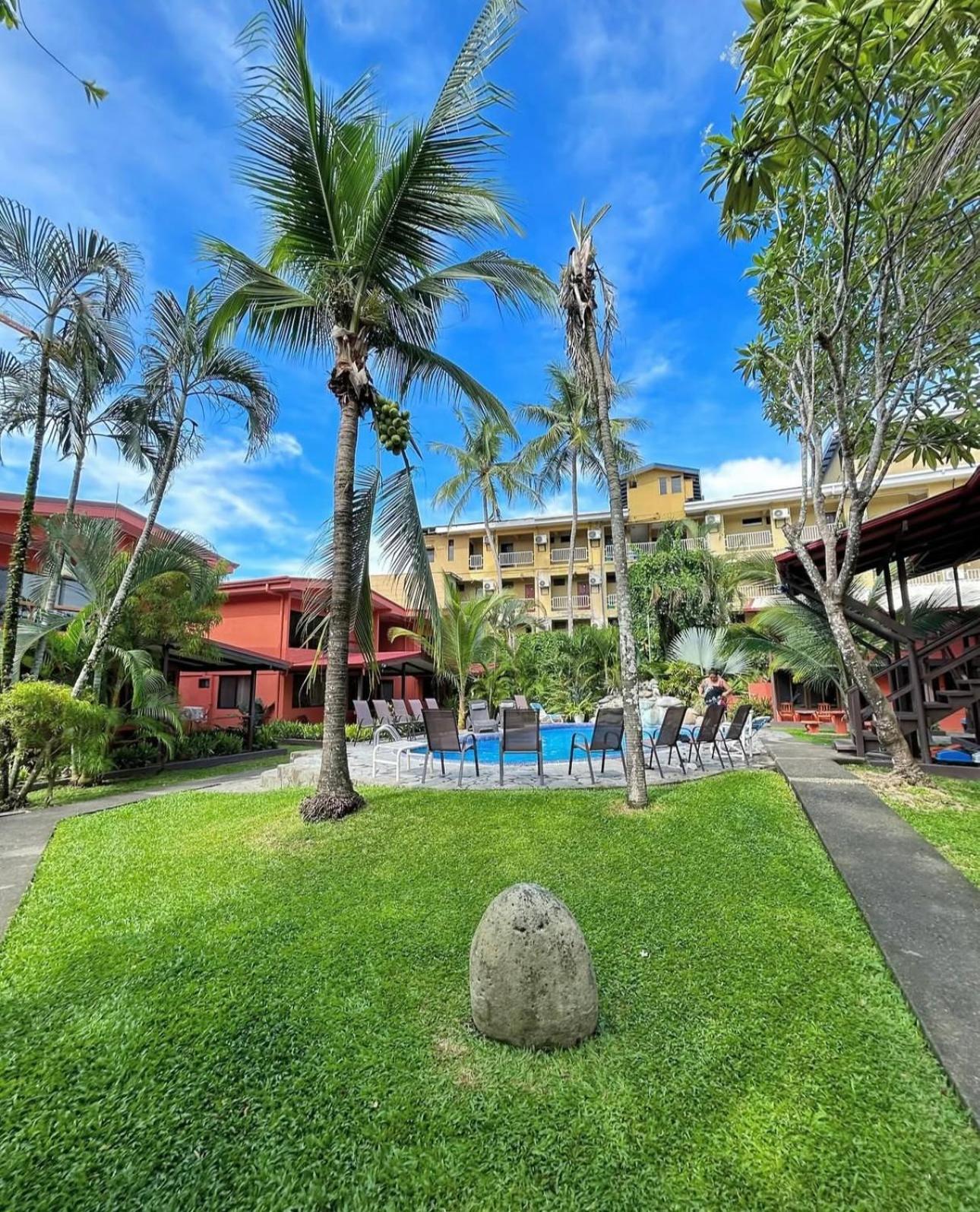 Hotel Los Ranchos Jacó Екстериор снимка